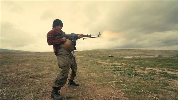 这可能是今年最“辱美”的电影