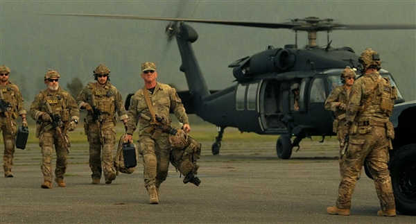 这可能是今年最“辱美”的电影