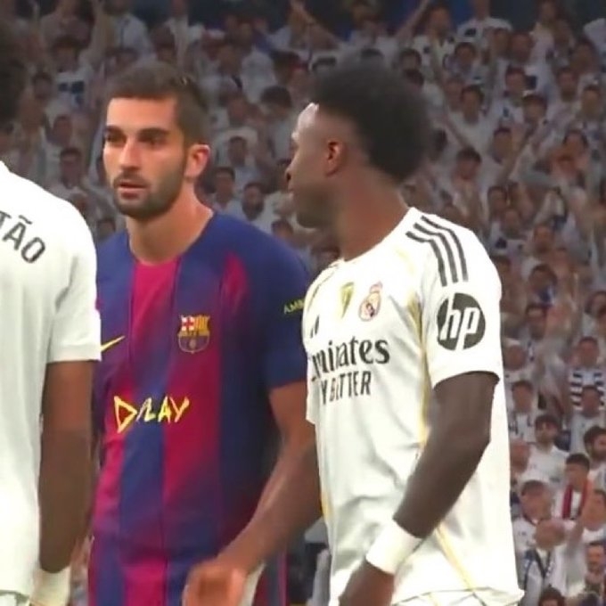 用上兵法了!费兰问维尼修斯:点球不是你罚了?后者笑答不在乎