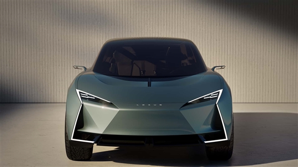 六轮超豪华面包车首发!雷克萨斯三款LS概念车亮相东京车展