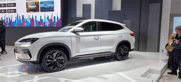 与丰田、本田硬碰硬!比亚迪日本首推插混动力:SEALION 6正式发布