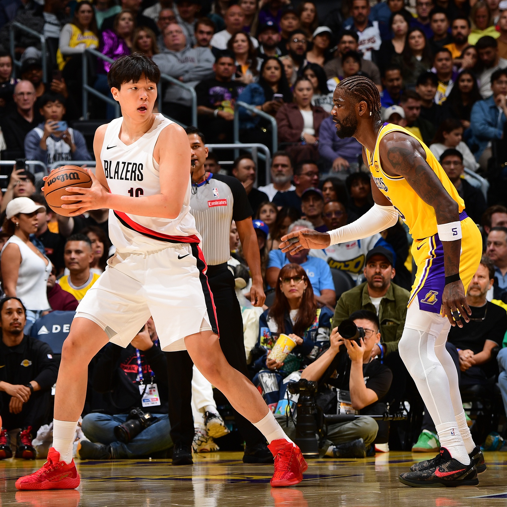 美记:球迷们急切希望杨瀚森获得更多出场机会 但他还需打磨技术