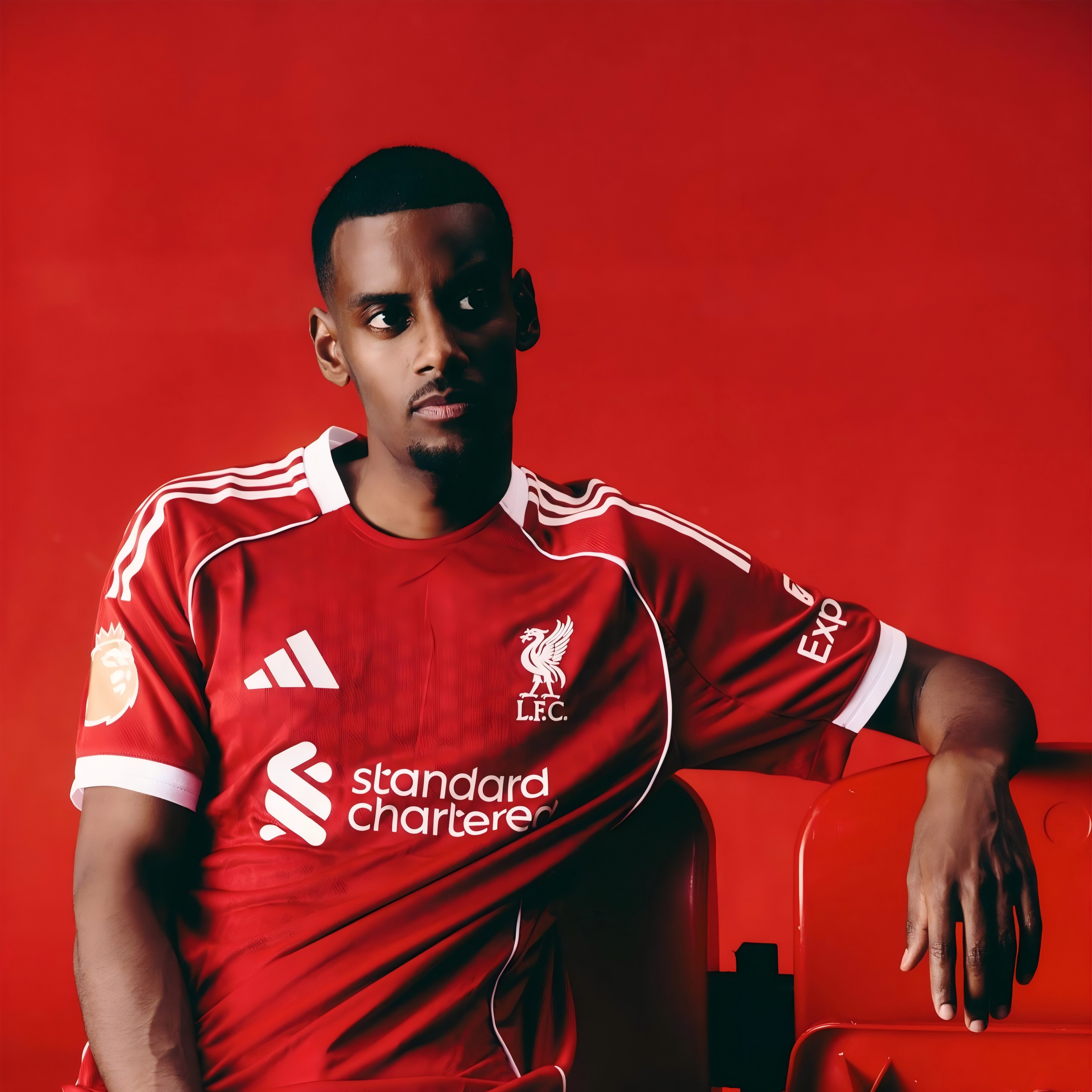 1.45亿没用几场!回声报:专家建议利物浦给伊萨克做手术根治伤病