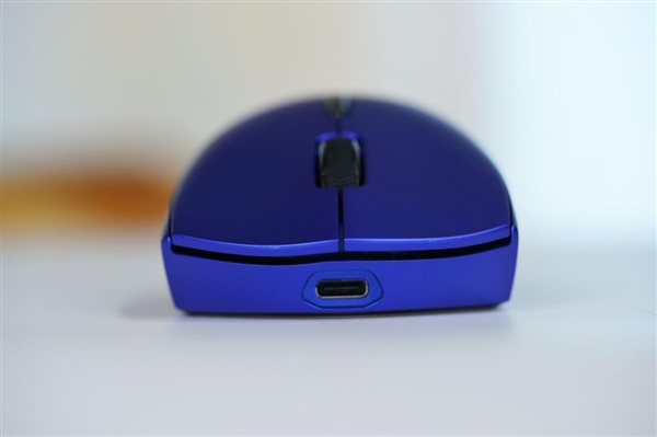 质感金属漆涂装!雷柏VT7二代系列鼠标图赏