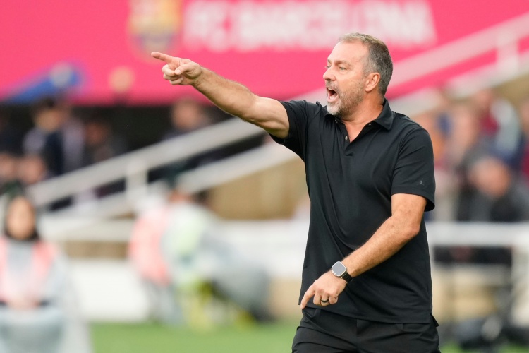 埃尔切队史从未在客场战胜巴萨,在西甲中也已50年没能在客场拿分