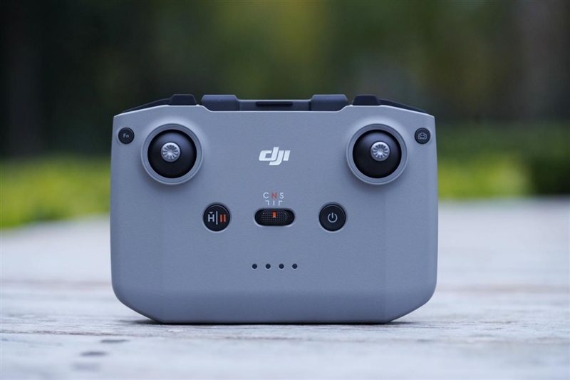 最适合入门的无人机!大疆Neo 2评测:4K60帧影像 全向避障随便飞!