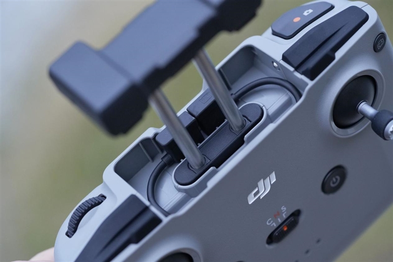 最适合入门的无人机!大疆Neo 2评测:4K60帧影像 全向避障随便飞!