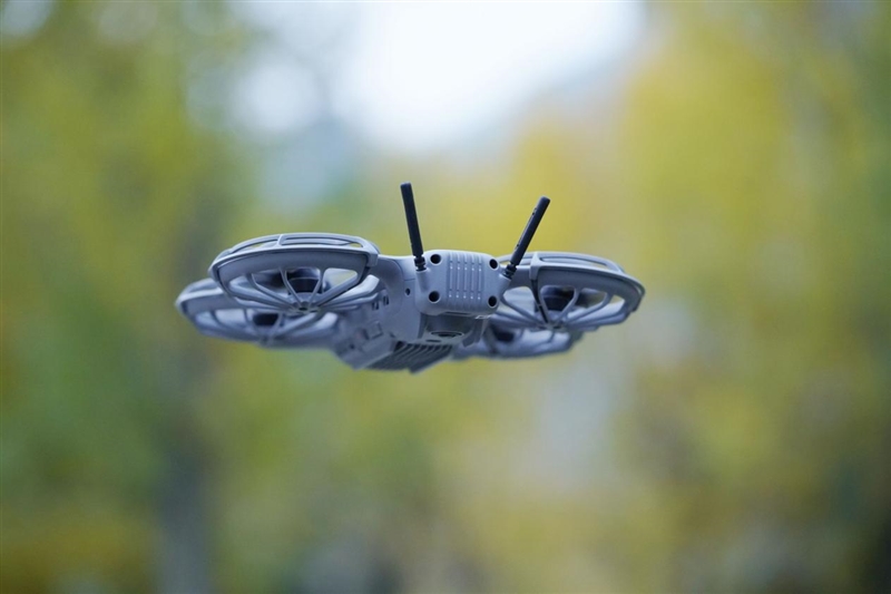 最适合入门的无人机!大疆Neo 2评测:4K60帧影像 全向避障随便飞!