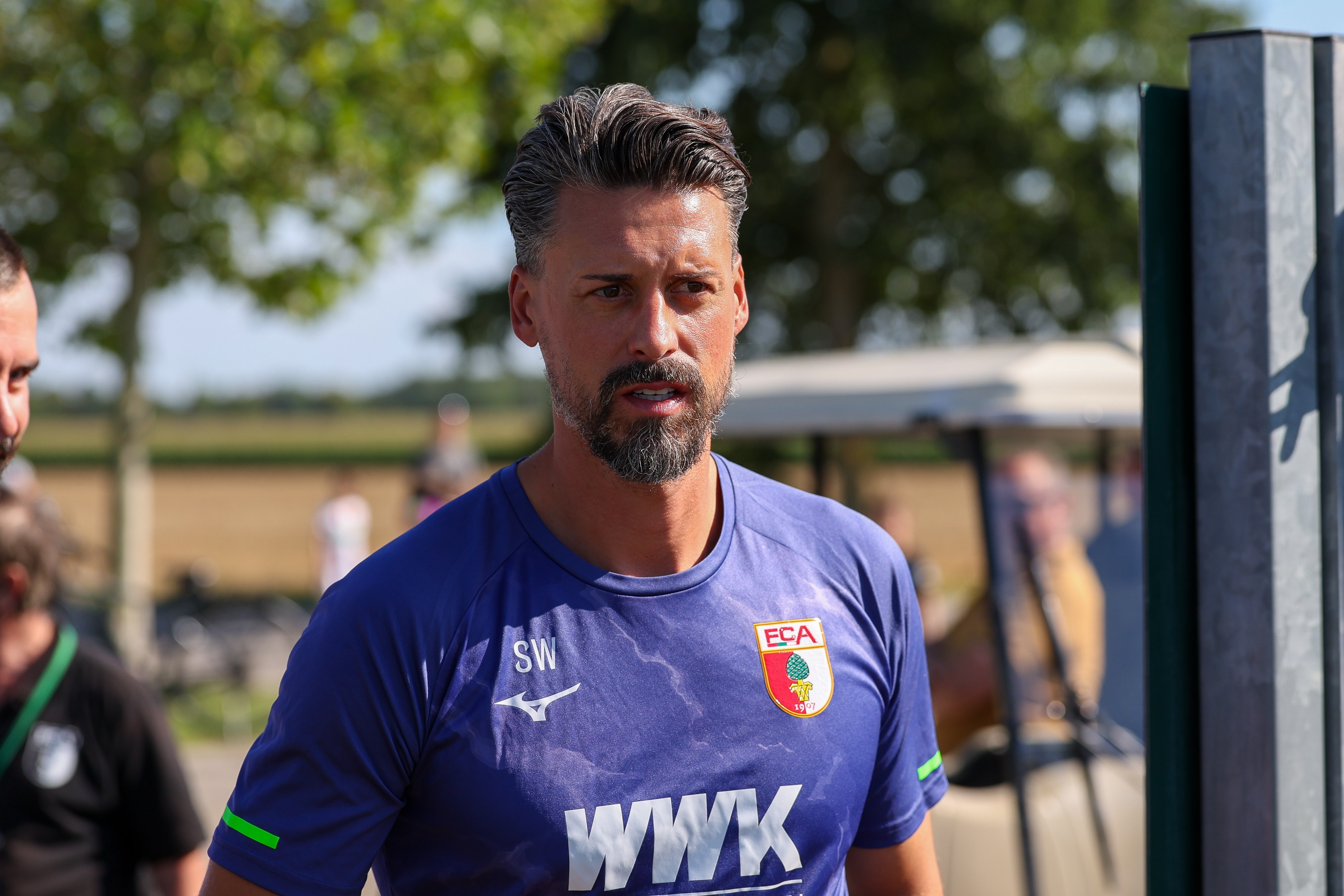 暂列倒4！德天空：主帅瓦格纳仍受到奥堡信任，输多特也不会影响