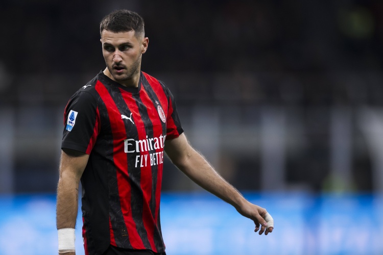 寻枪!米体:米兰1月或重启多夫比克和希门尼斯交换 关注帕尼切利