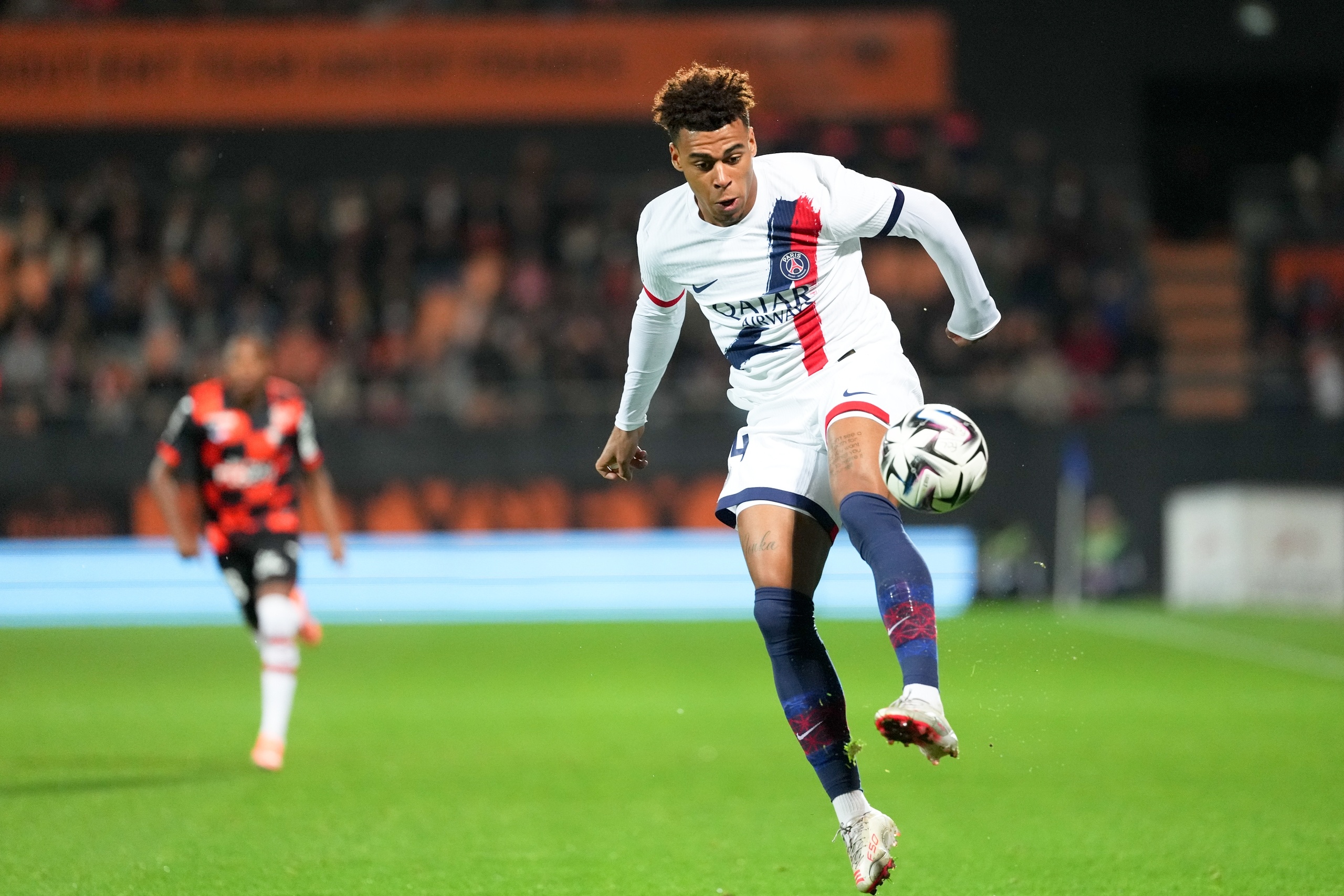 本赛季伤缺超3个月!队报:杜埃再次受伤缺席7周,可能会影响未来