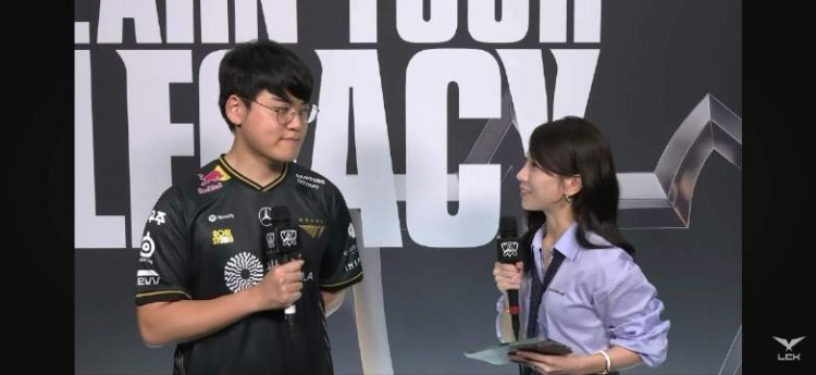 Guma:我们世界赛一般都能打到决赛吧 所以这次也是差不多的感觉