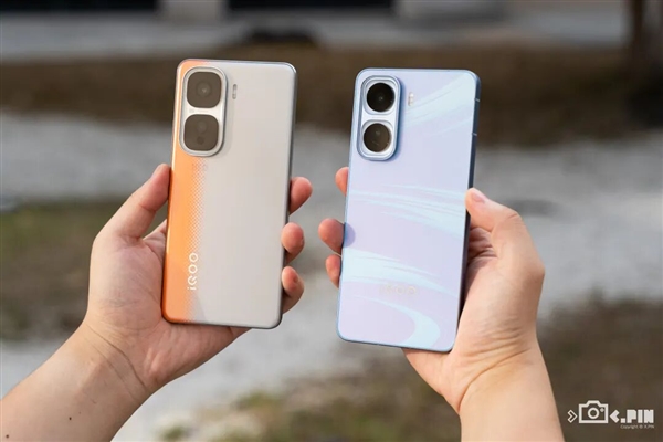 2599买骁龙8至尊版芯片 iQOO还在买芯片送手机