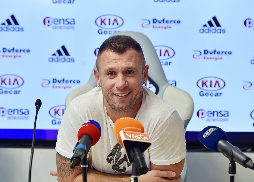 卡萨诺:罗马会积极比赛而米兰将死守,阿莱格里讨厌主动掌控比赛