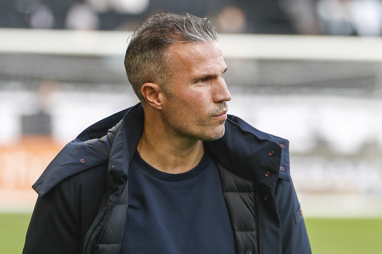 范佩西:弗格森的管理技巧能让所有人满意,温格是我的足球之父