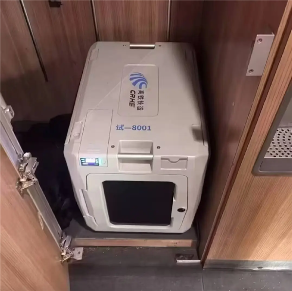 全国40座高铁站可办理 1000公里内360元/只！高铁托运宠物指南来了