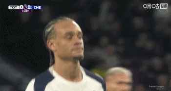 毫无表现！第7分钟替补登场的西蒙斯第72分钟被替换下场