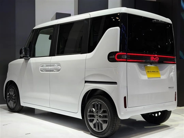 看了一堆抽象日系概念车 我差点就后悔来东京车展了