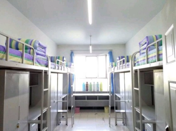 哈尔滨远东理工学院宿舍图片