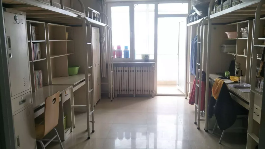 西北民族大学宿舍图片