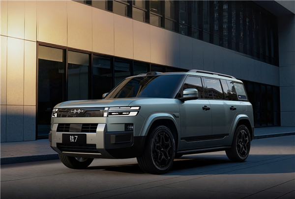 比亚迪10月各车型销量出炉：9款破2万辆 钛7卖疯了