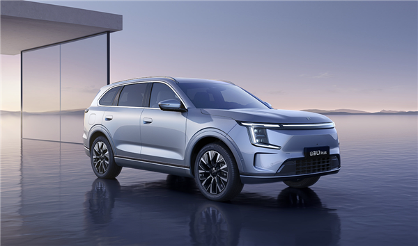 险境求生!15米翻滚坠坡人车无恙 车主复购捷途山海L7 PLUS