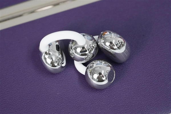 更小更轻无感佩戴！华为FreeClip 2耳夹耳机图赏