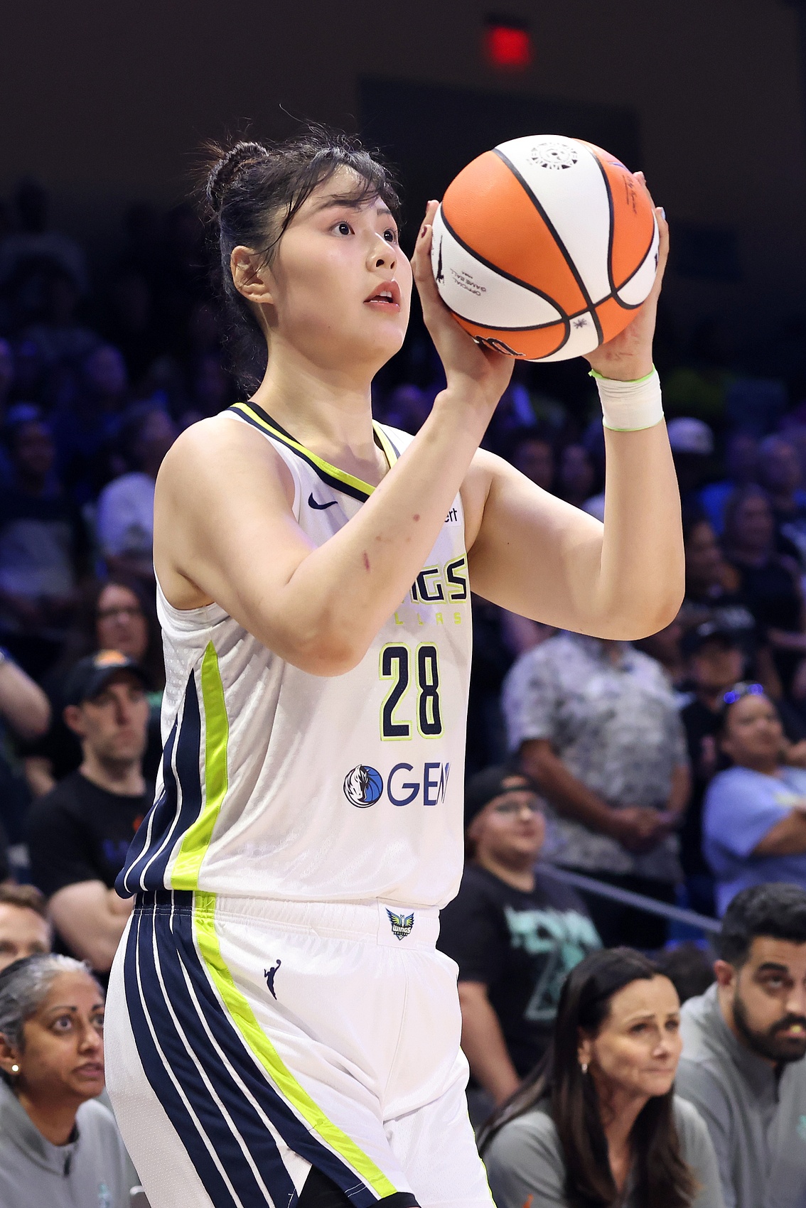 李月汝：希望未来能有更好的机会在WNBA立足和发展 拿到更好成绩