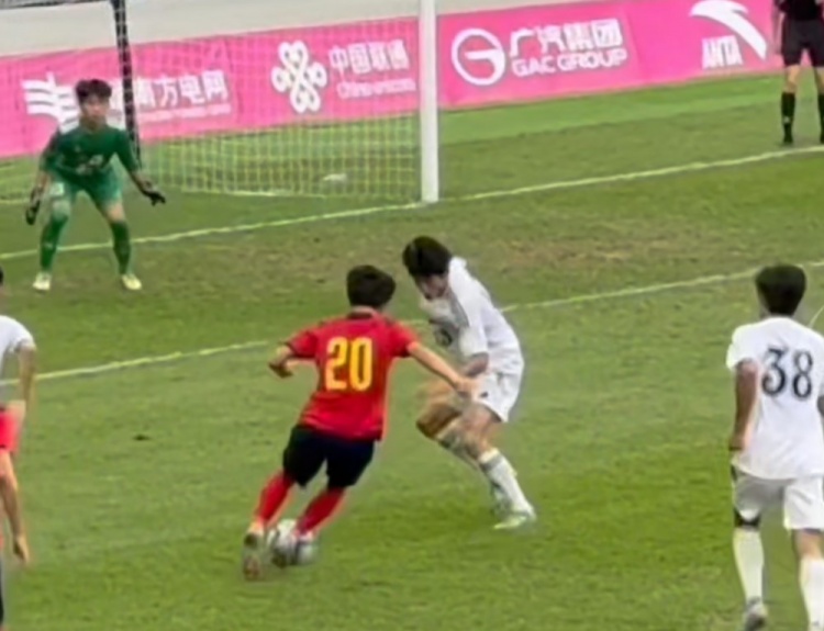 全运会男足U20组：上海2-2战平四川，广东3-0轻取广西