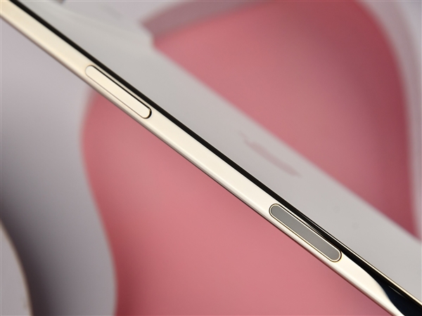 超薄之战:华为Mate 70 Air对决iPhone Air 谁更懂未来