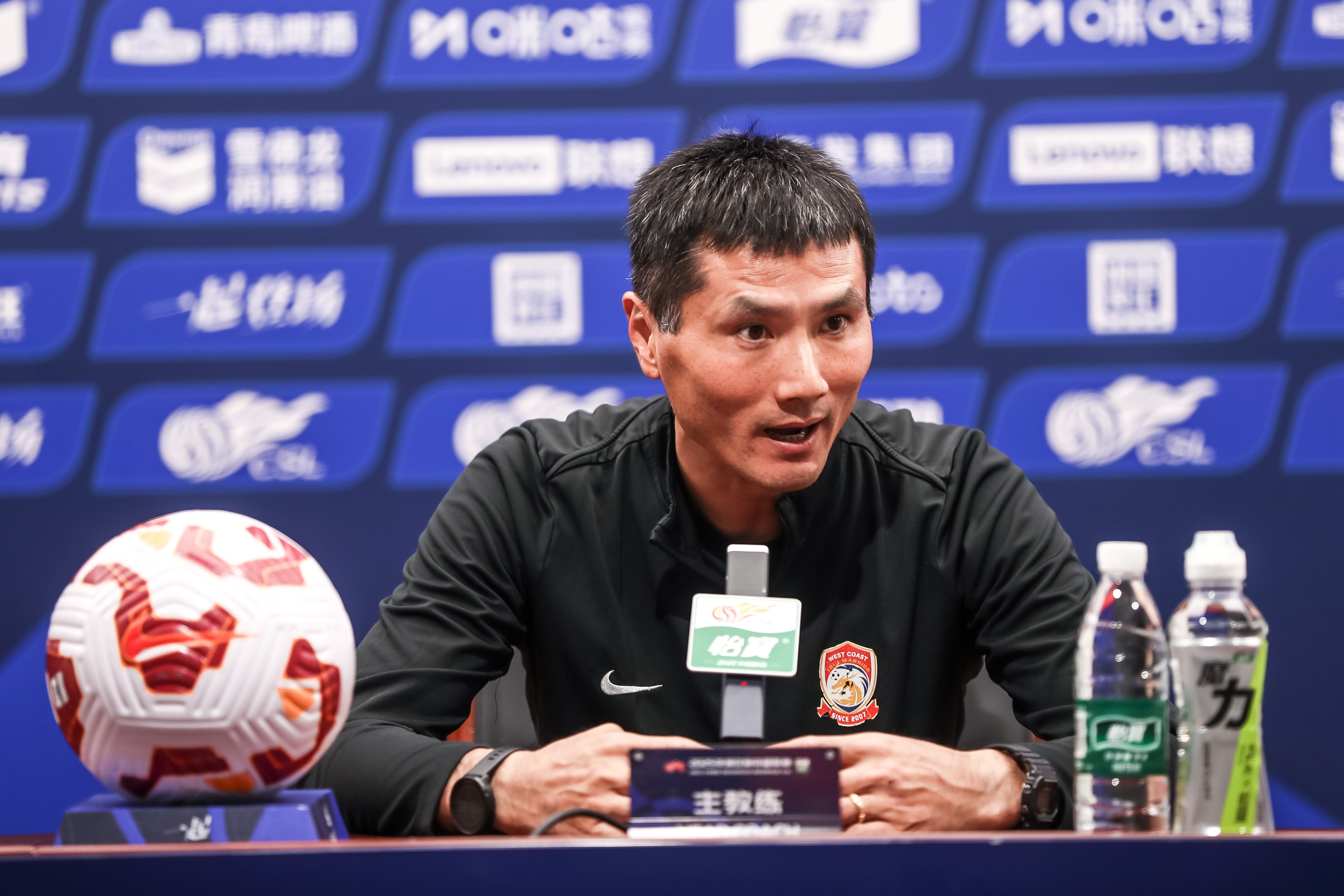 徐江谈邵佳一带国足：当年克林斯曼的履历更是一张白纸 世界杯第3