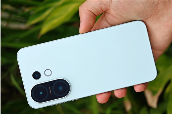 vivo S50系列前瞻:首款骁龙8 Gen5小屏旗舰 同档罕见