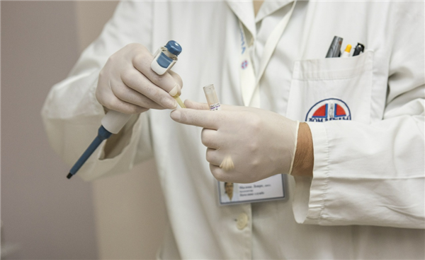 120万一针的抗癌针上热搜！真的有效吗 医生解读