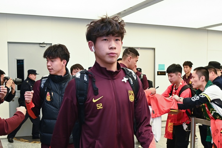 记者：今年两次在重要比赛罚失点球的刘诚宇，全运会没有罚点球