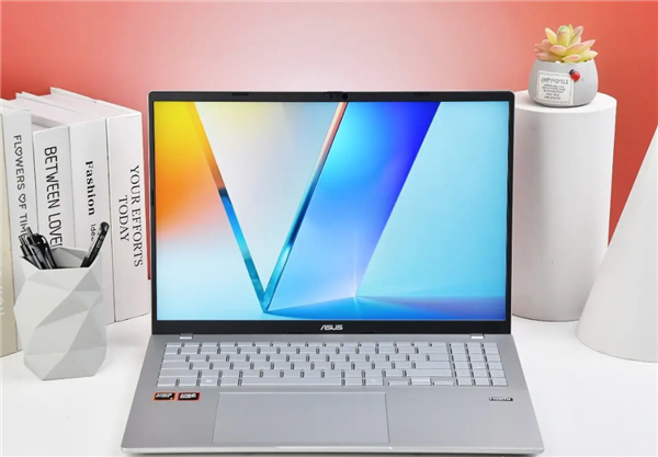 双十一大屏轻薄本首选 华硕无畏16 2025体验在线 到手仅4472元