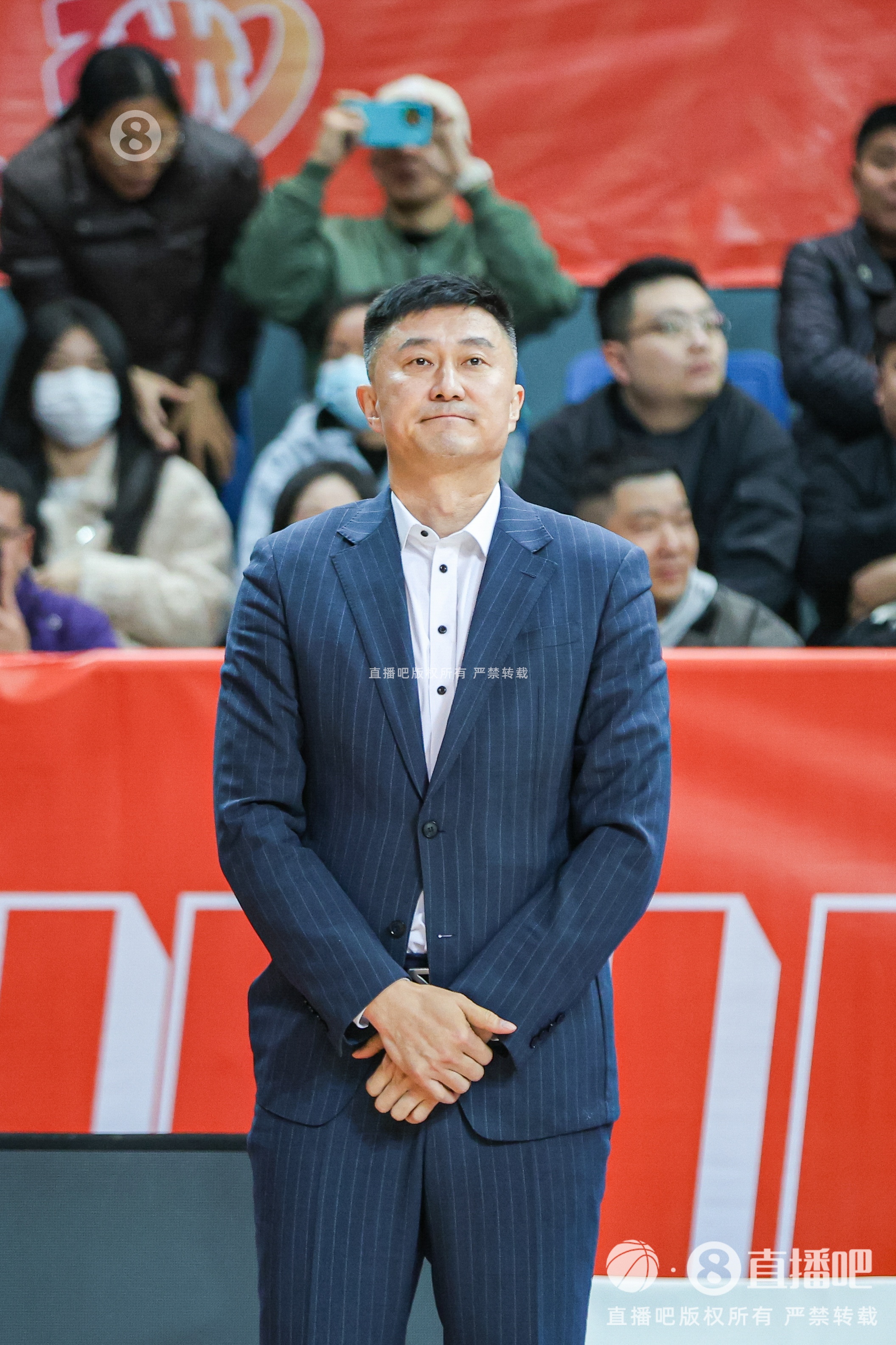 媒体人：广东队第二阵容甚至到后几个轮换 都是很多队的首发级别