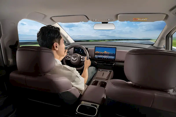 最亲民的“GL8” 五菱星光730上市：7.1万起