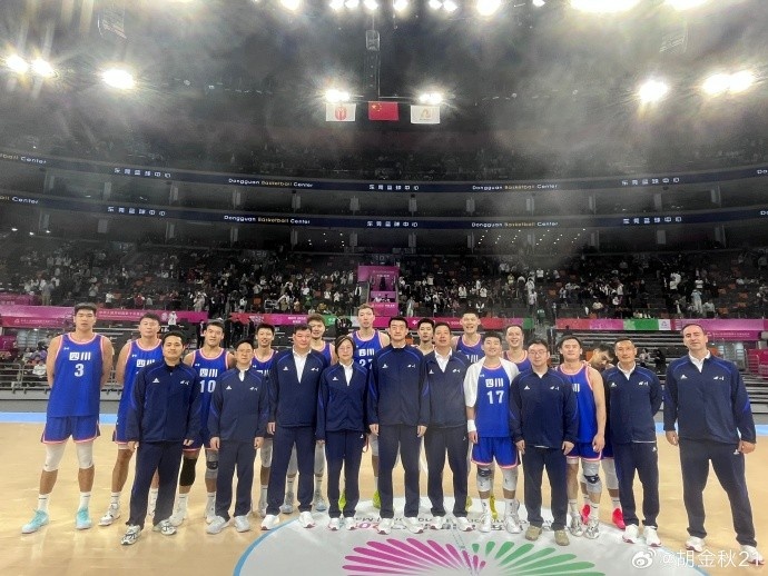 胡金秋：竞技体育总有遗憾 铜牌不是终点 而是下一段征程的起点