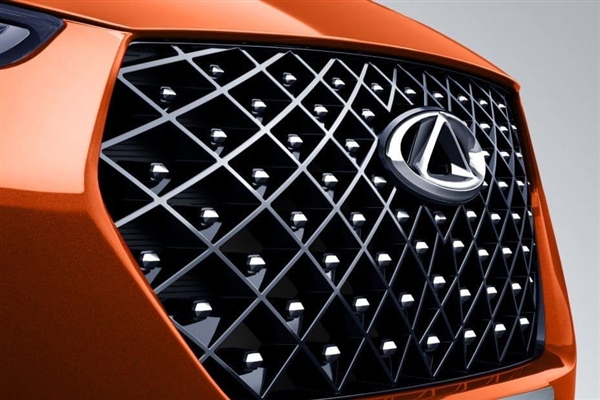 奇瑞要求国际部员工上班必须商务正装 早上要去操场锻炼