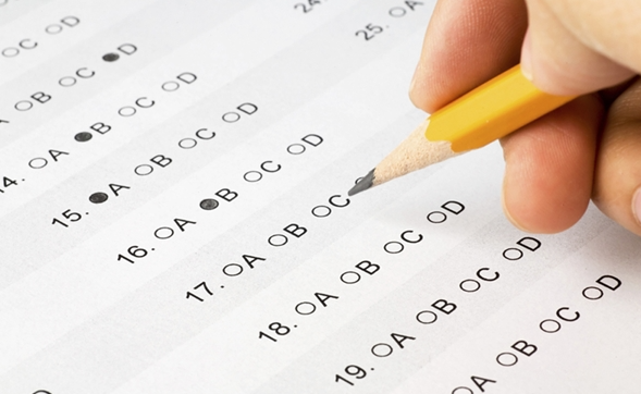 时隔一年收到全额退费 雅思技术故障多场考试成绩异常