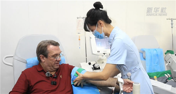 第338次！澳大利亚籍“熊猫侠”老皮最后一次献血