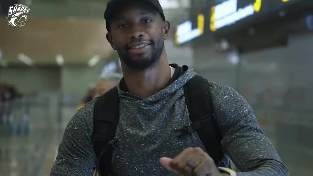 上海男篮官方：弗格昨晚抵达上海 新赛季将代表球队出战CBA联赛