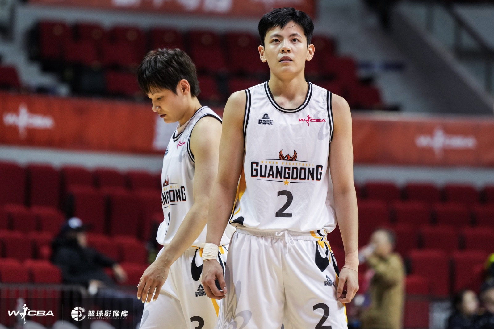 媒体人：广东女篮胜在团队性和体系 杨家姐妹用胜利告慰父亲