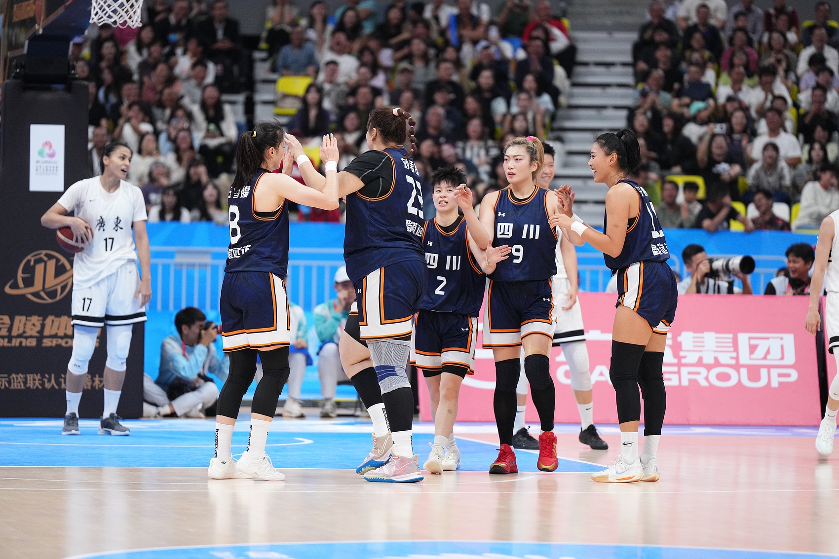 一年内两负广东女篮 两度无缘重要荣誉 对四川女篮有着不小的打击