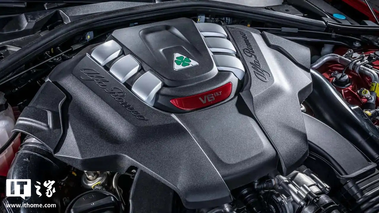 Stellantis 反对欧盟 2035 年禁售燃油车：插混、合成燃料也能减排