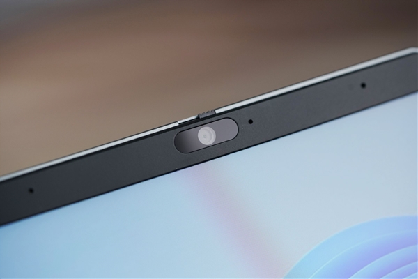 首发仅2899元 奥睿科Obook超能笔记本图赏