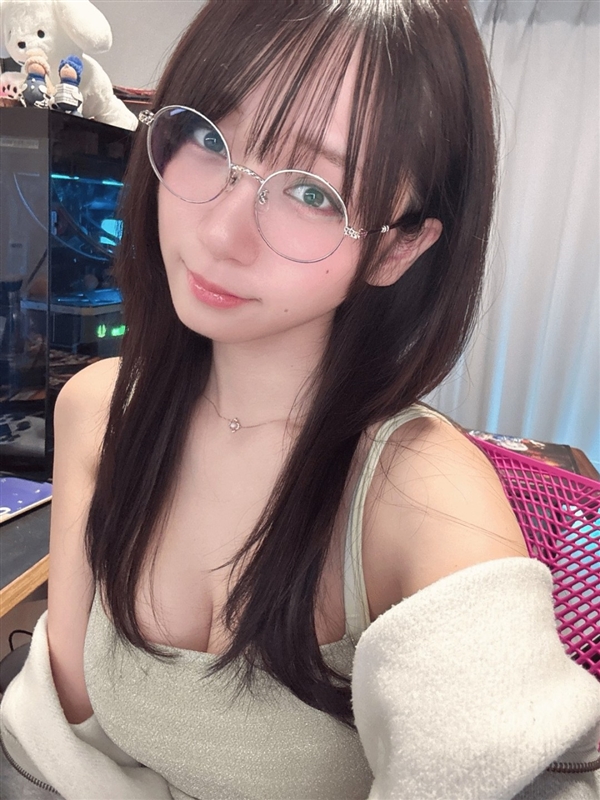 日本美女伊织萌Cos《妮姬》图赏：纯欲天花板