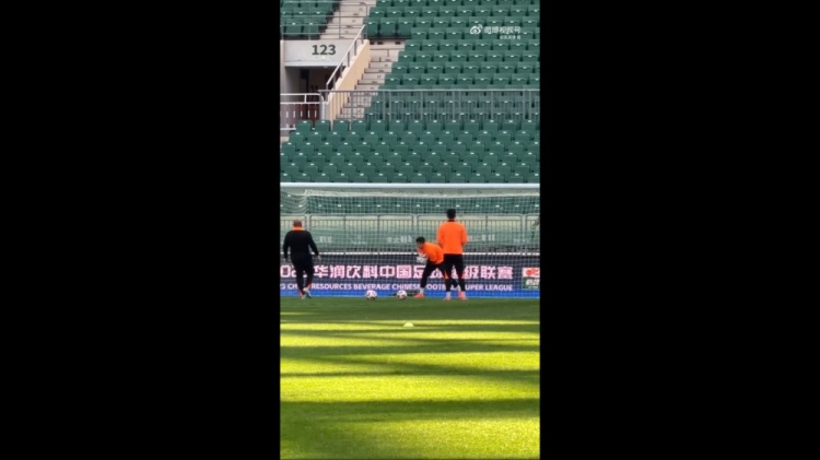 京媒：郭全博今日踩场，明天或许首次在工体面对老东家国安