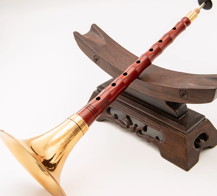 山东平派鼓吹乐的特色演奏乐器是