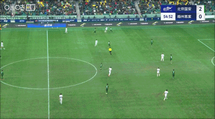 比赛第56分钟，张玉宁破门！国安3-0领先梅州